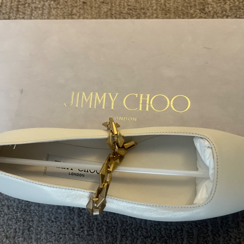 Jimmy Choo Latte Nappe Leather Flats with Chain - Picture 6 of 8